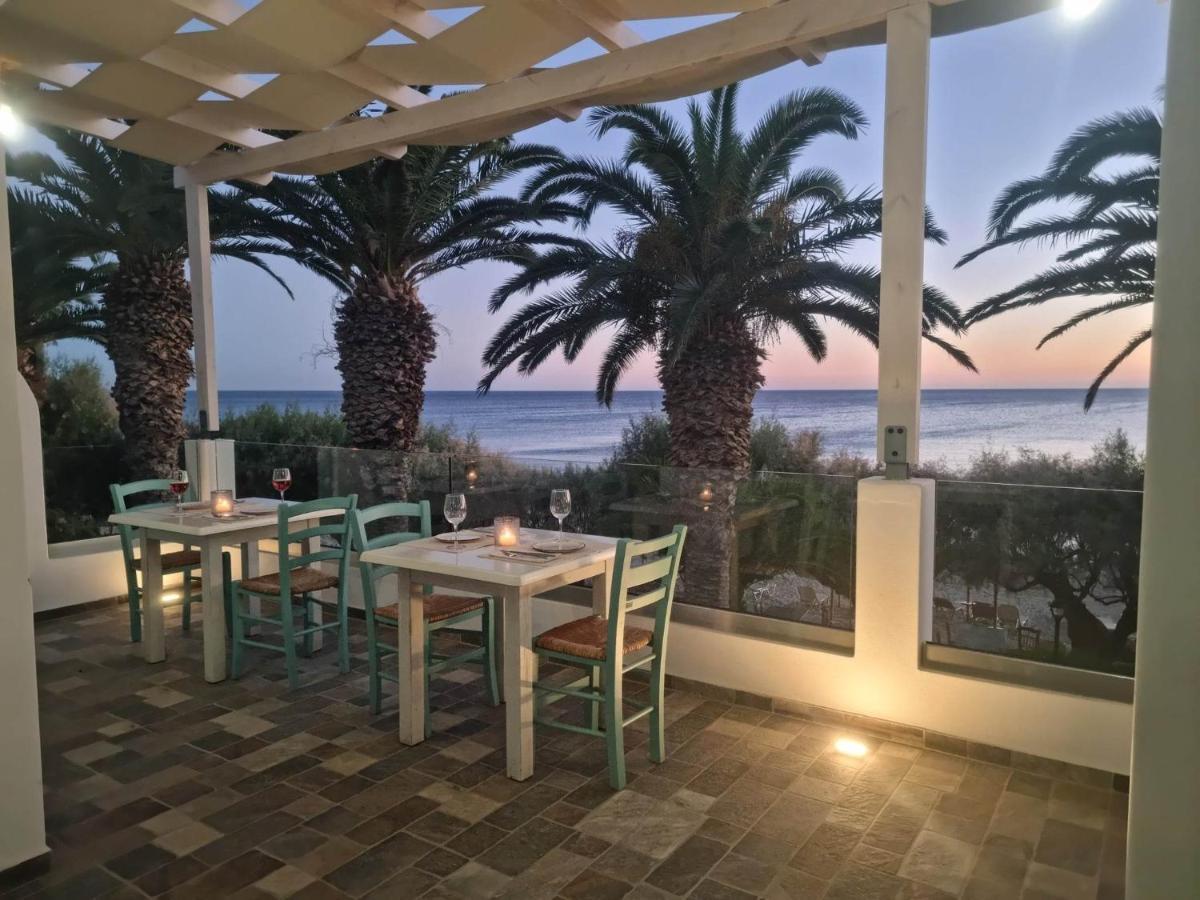Artemis Lejlighedshotel Makrýgialos Eksteriør billede