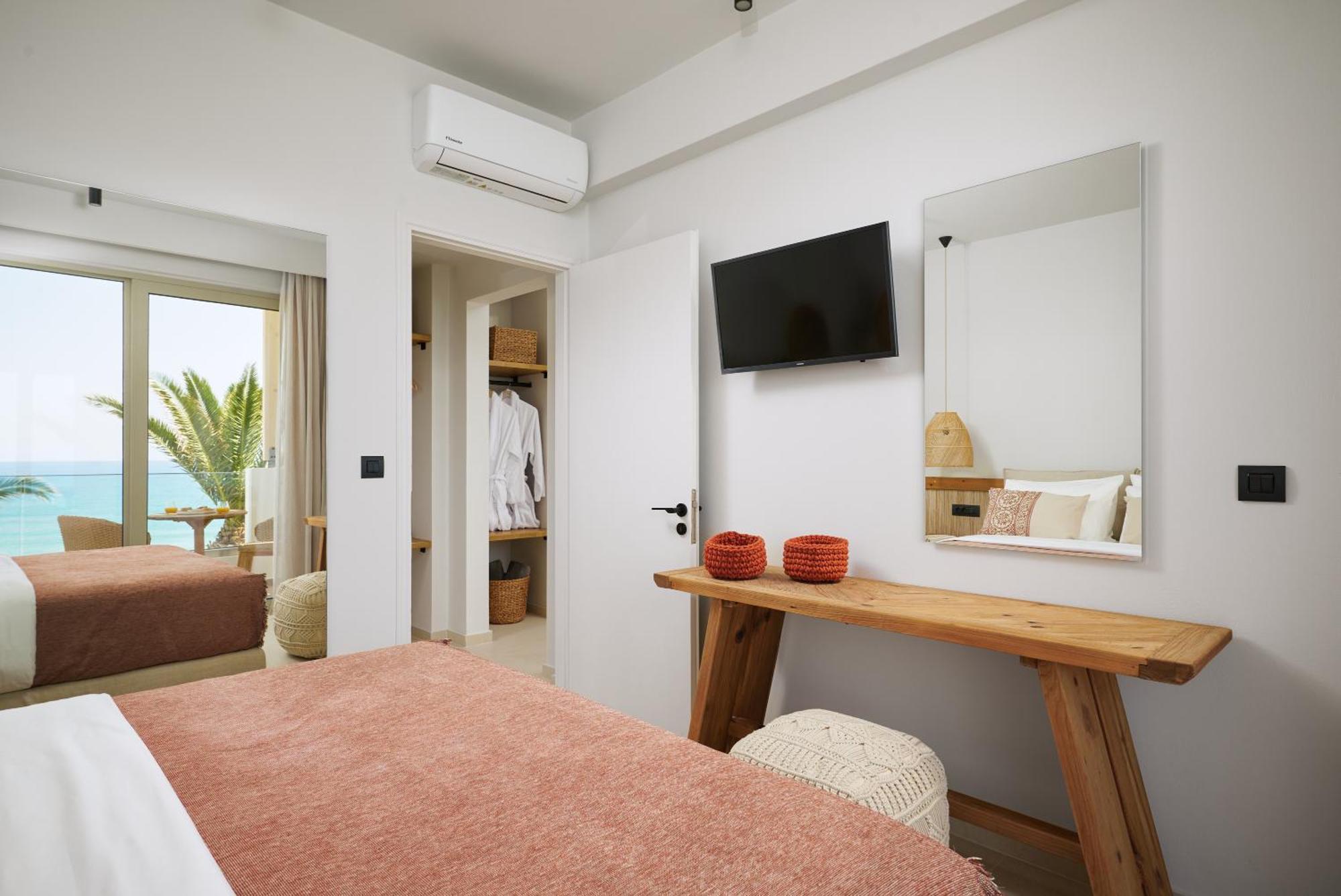 Artemis Lejlighedshotel Makrýgialos Eksteriør billede